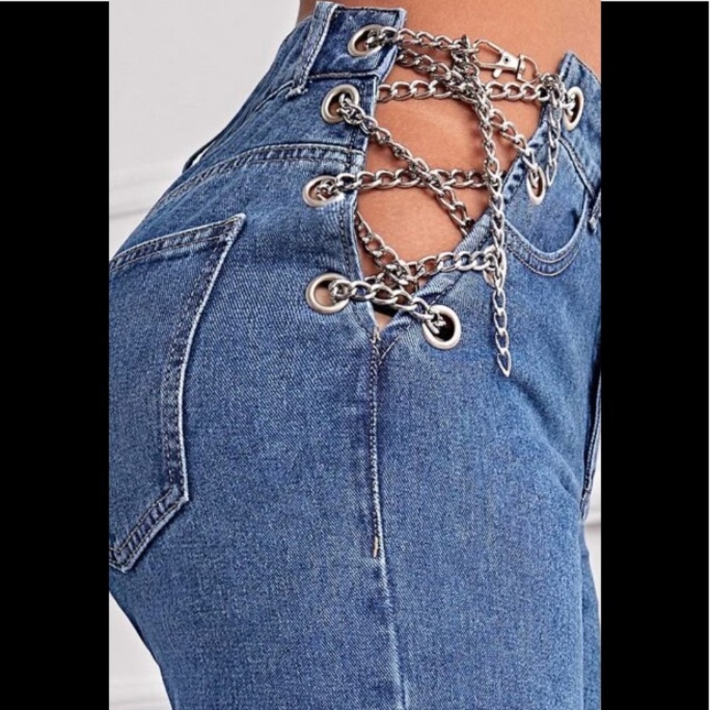 Chain side jeans